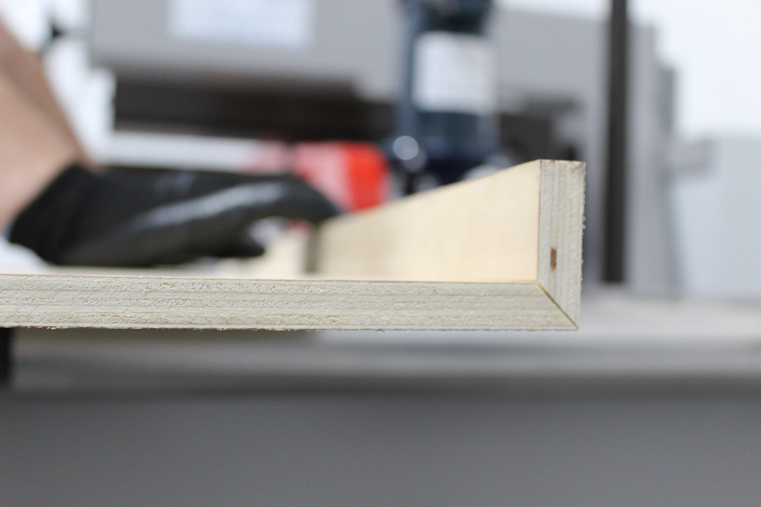 Star V SLG 1-LB Semi Automatic V-Grooving Machine