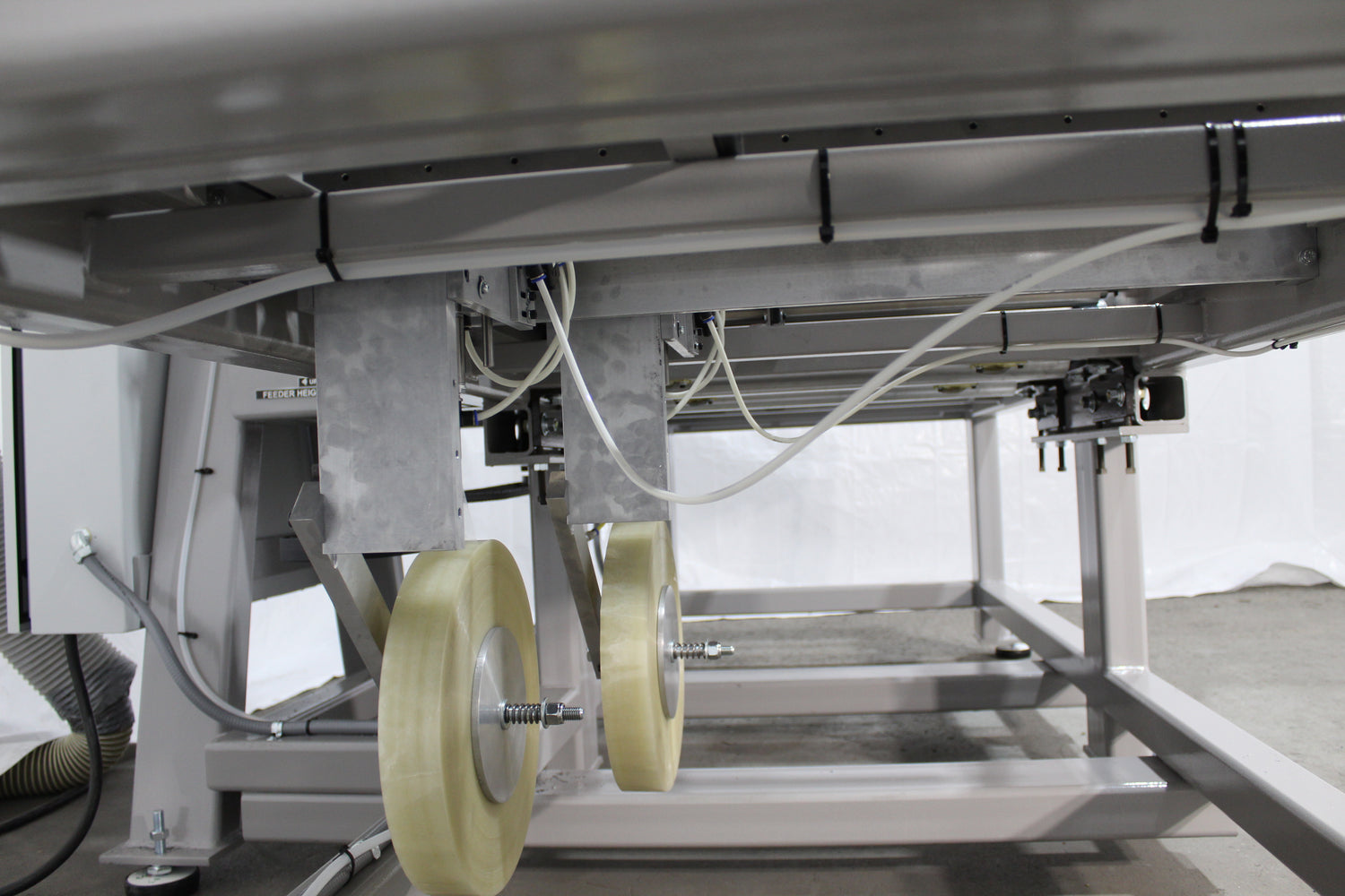 Star V SLG 2-LB Semi Automatic V-Grooving Machine