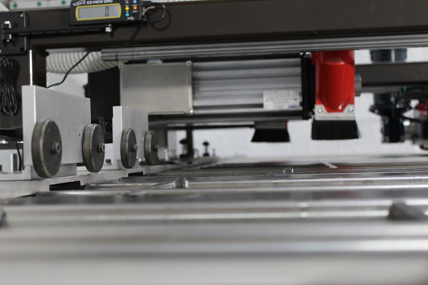 Star V SLG 2-LB Semi Automatic V-Grooving Machine